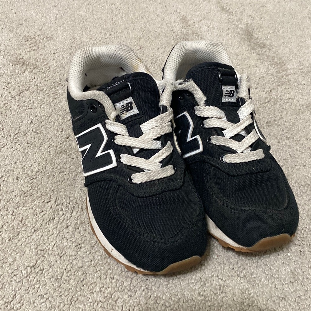 New Balance 574 Kids Black and Tan